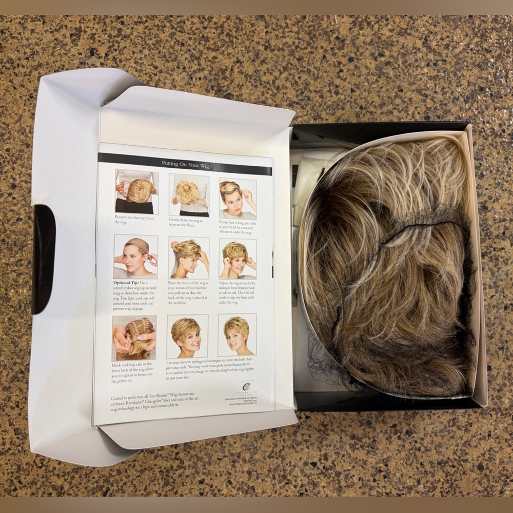 Stylish Blonde Wig for Women